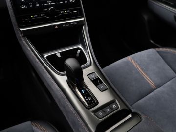 Lexus LBX